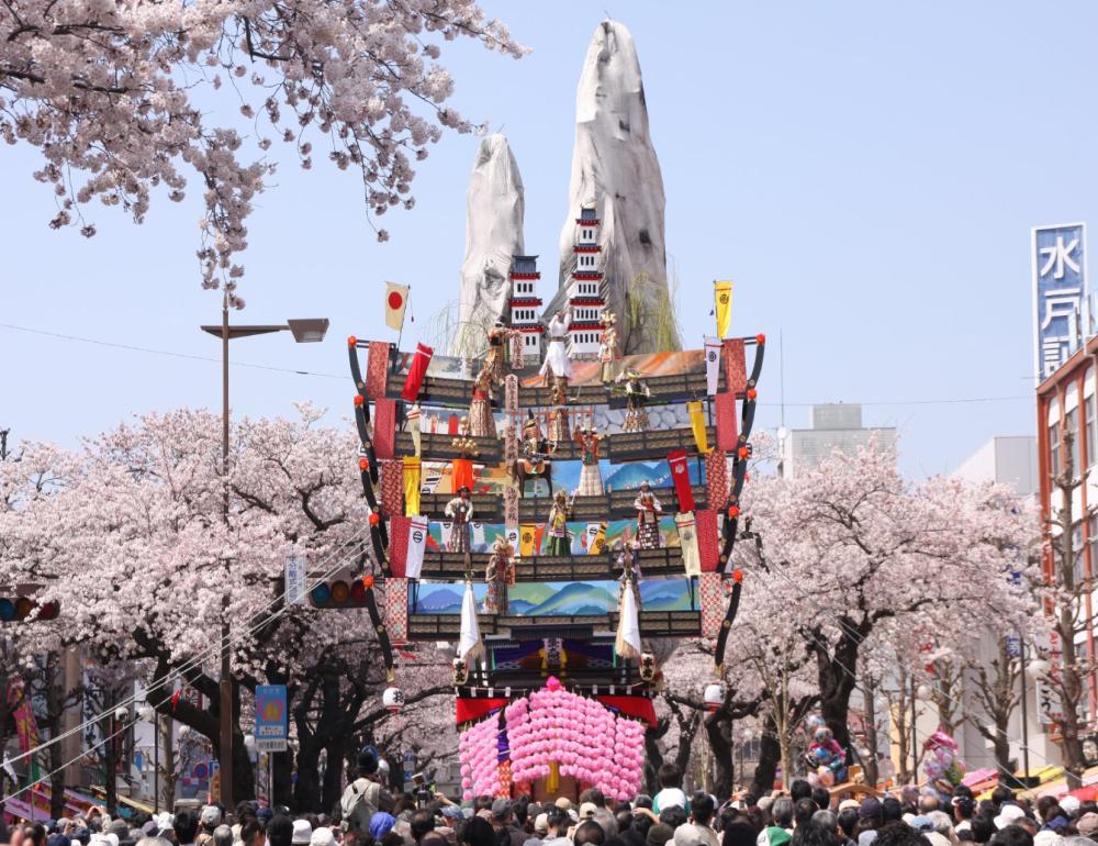 ทัวร์ญี่ปุ่น CHERRY BLOSSOM FESTIVALS & PRIVATE ONSEN | COMPAXWORLD