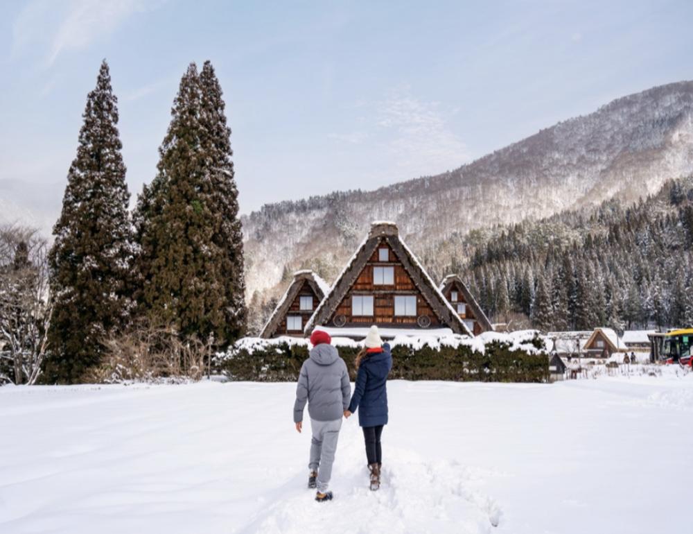 ทัวร์ญี่ปุ่น SHIRAKAWAGO IN WINTER & PRIVATE ONSEN | COMPAXWORLD